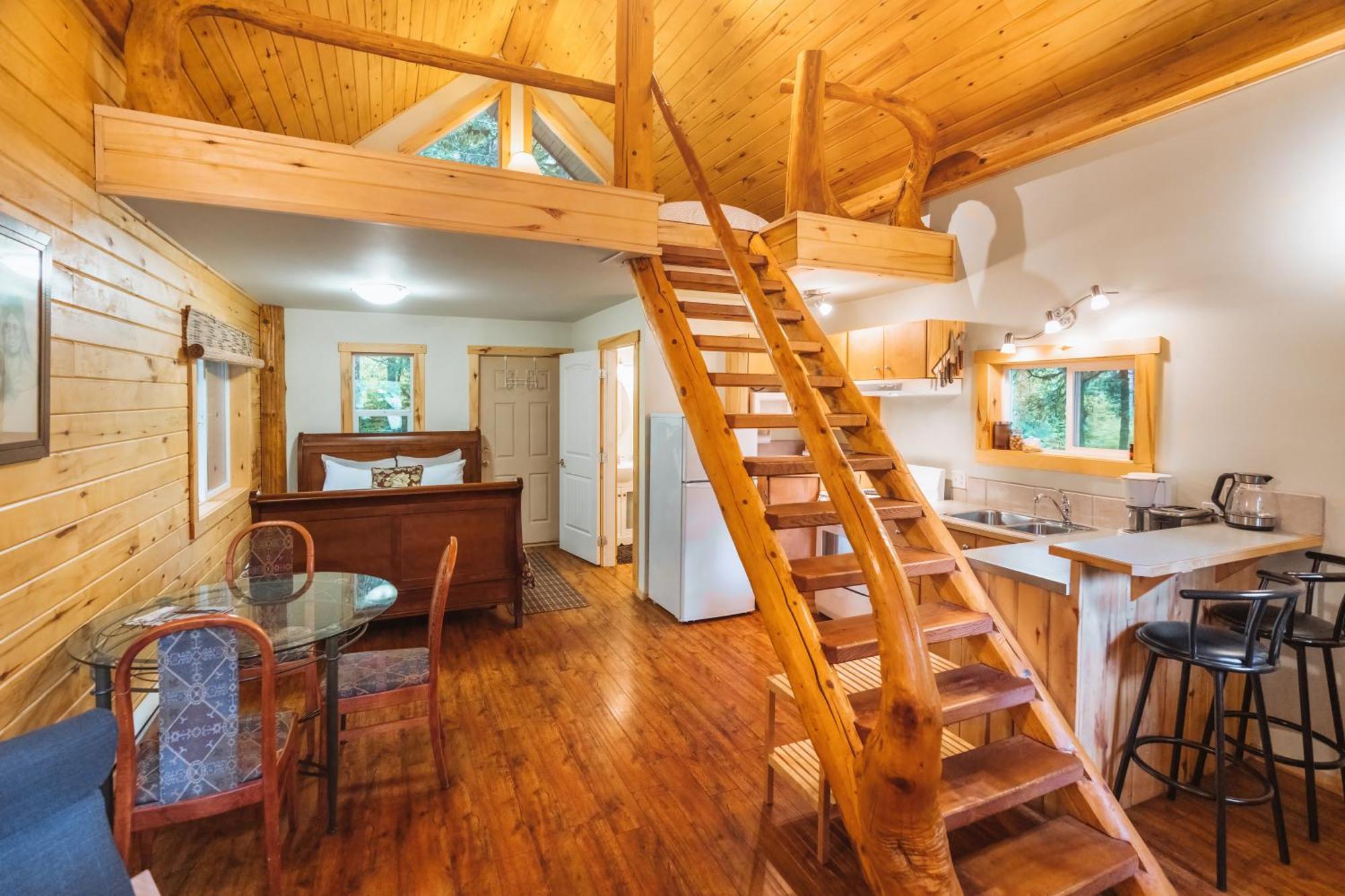 Bella Coola Grizzly Tours And Resort Hagensborg المظهر الخارجي الصورة