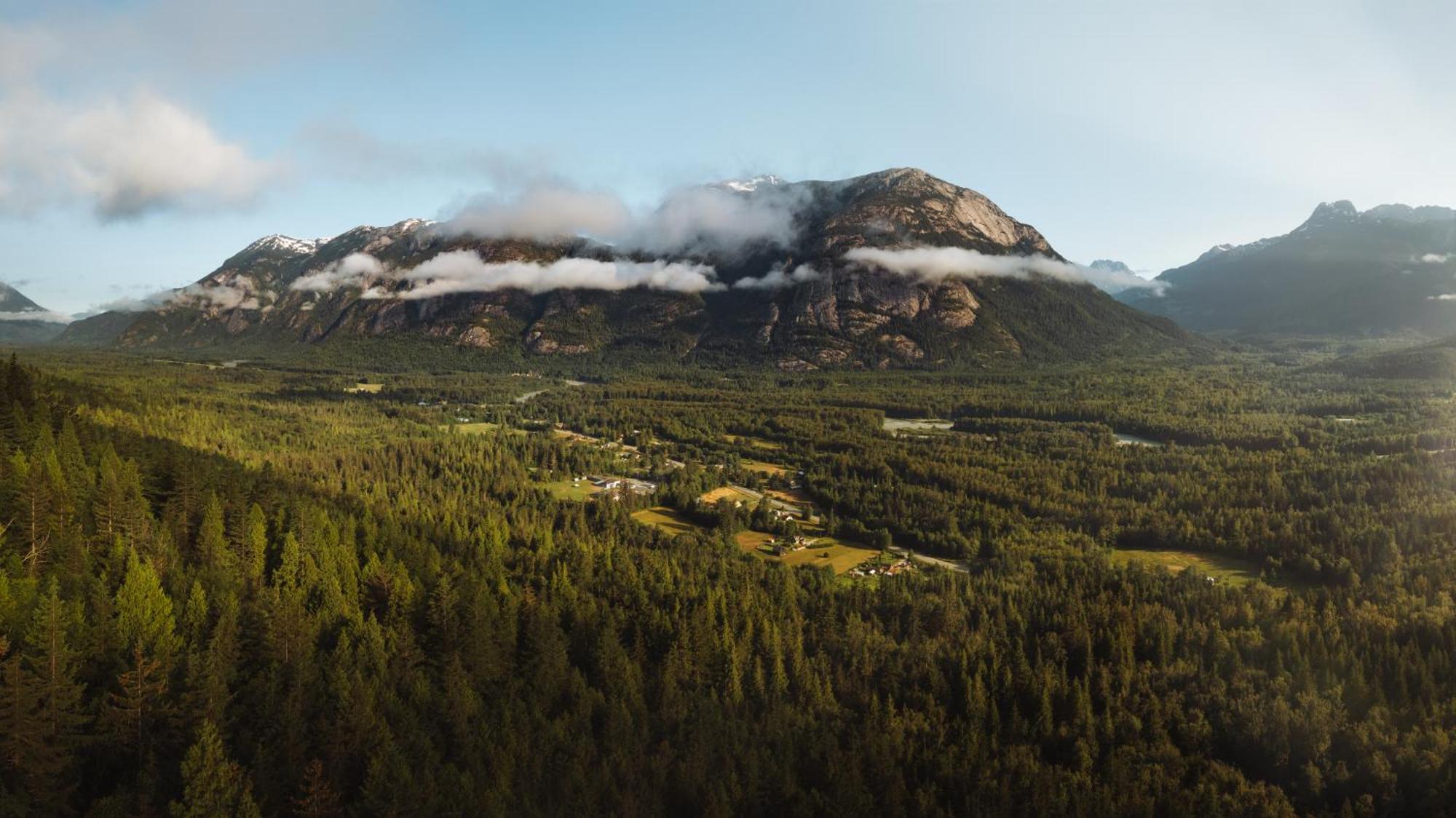 Bella Coola Grizzly Tours And Resort Hagensborg المظهر الخارجي الصورة