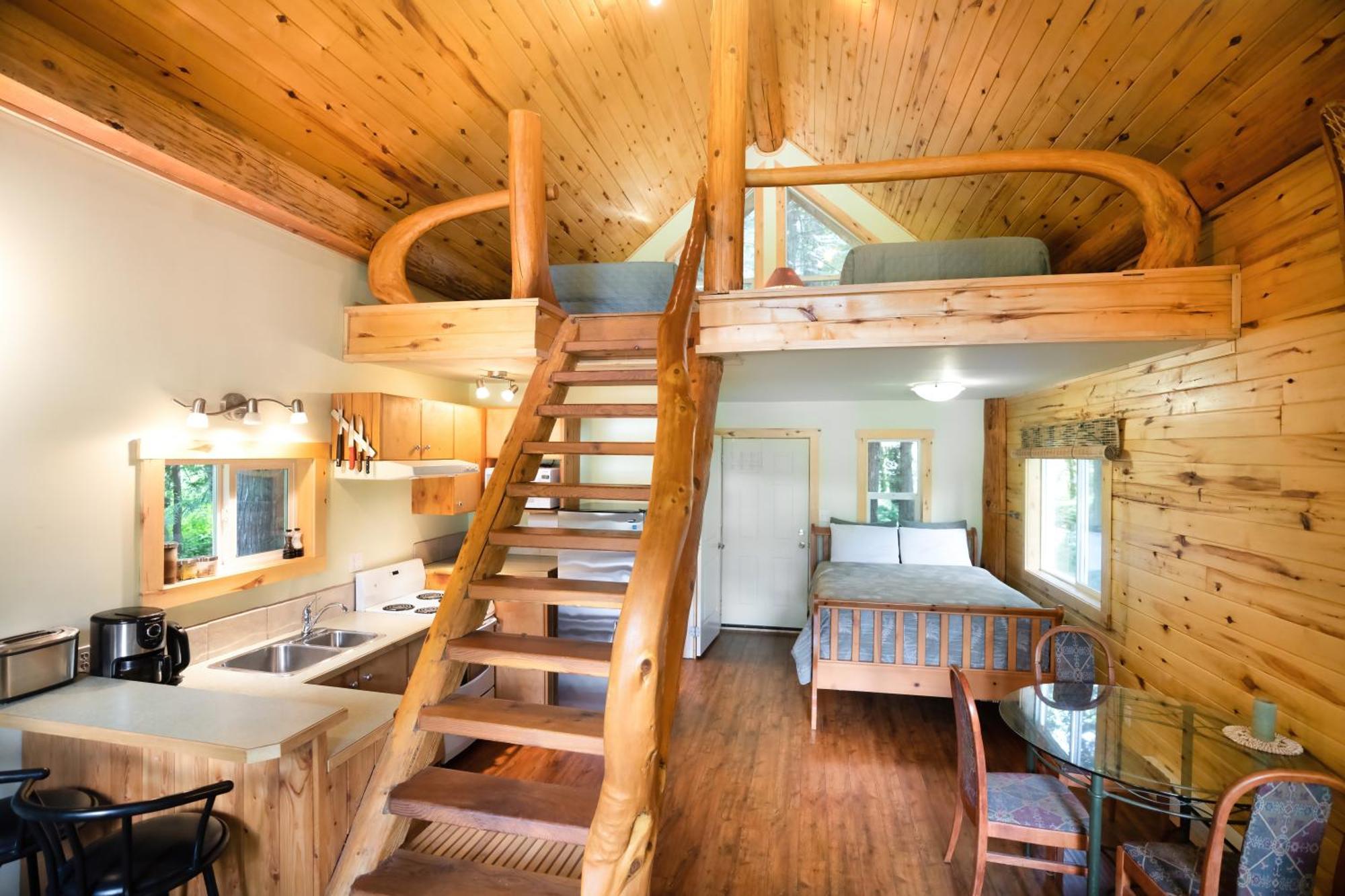 Bella Coola Grizzly Tours And Resort Hagensborg المظهر الخارجي الصورة