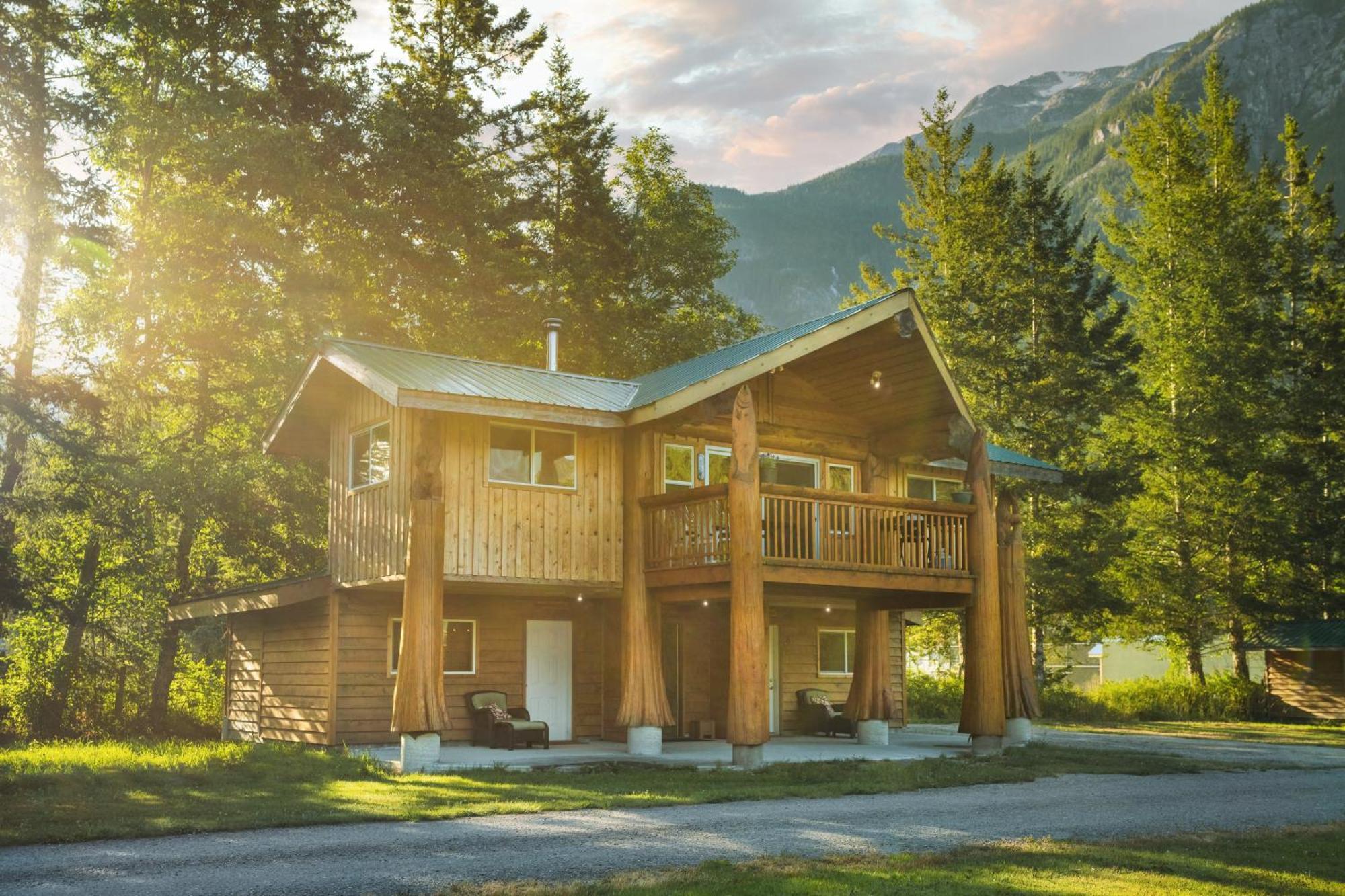 Bella Coola Grizzly Tours And Resort Hagensborg المظهر الخارجي الصورة